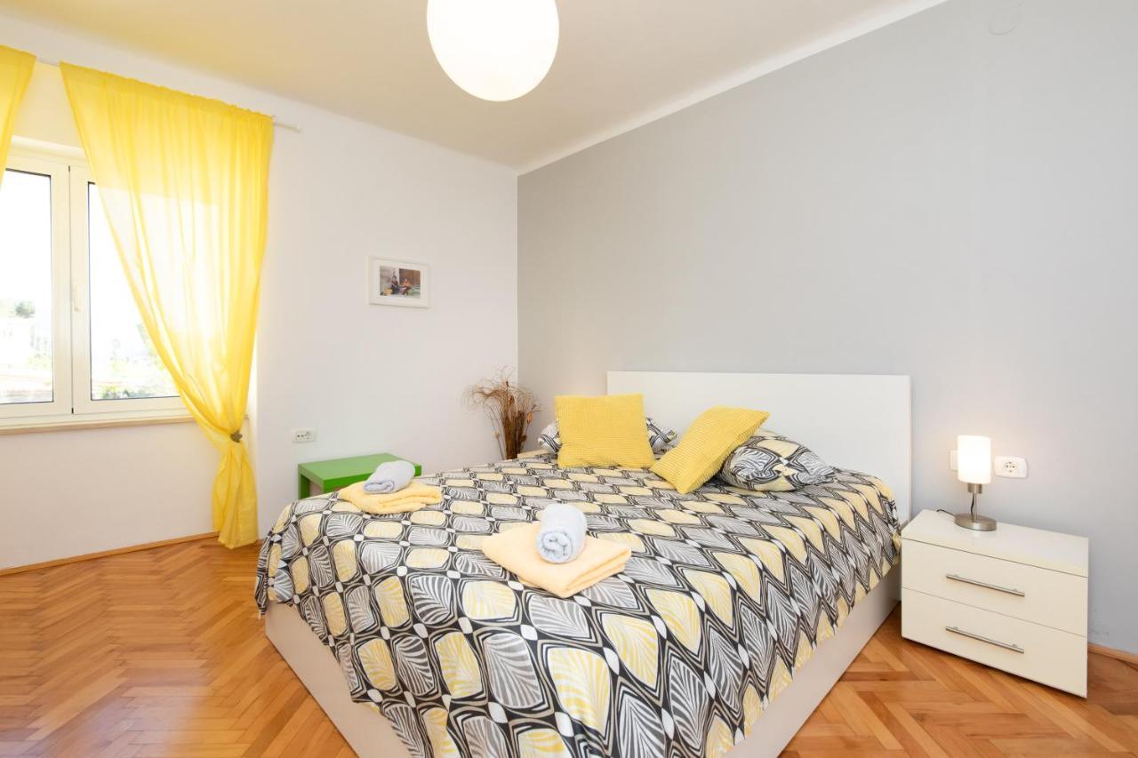Apartment Portapisana Just 50M From The Beach كرك المظهر الخارجي الصورة