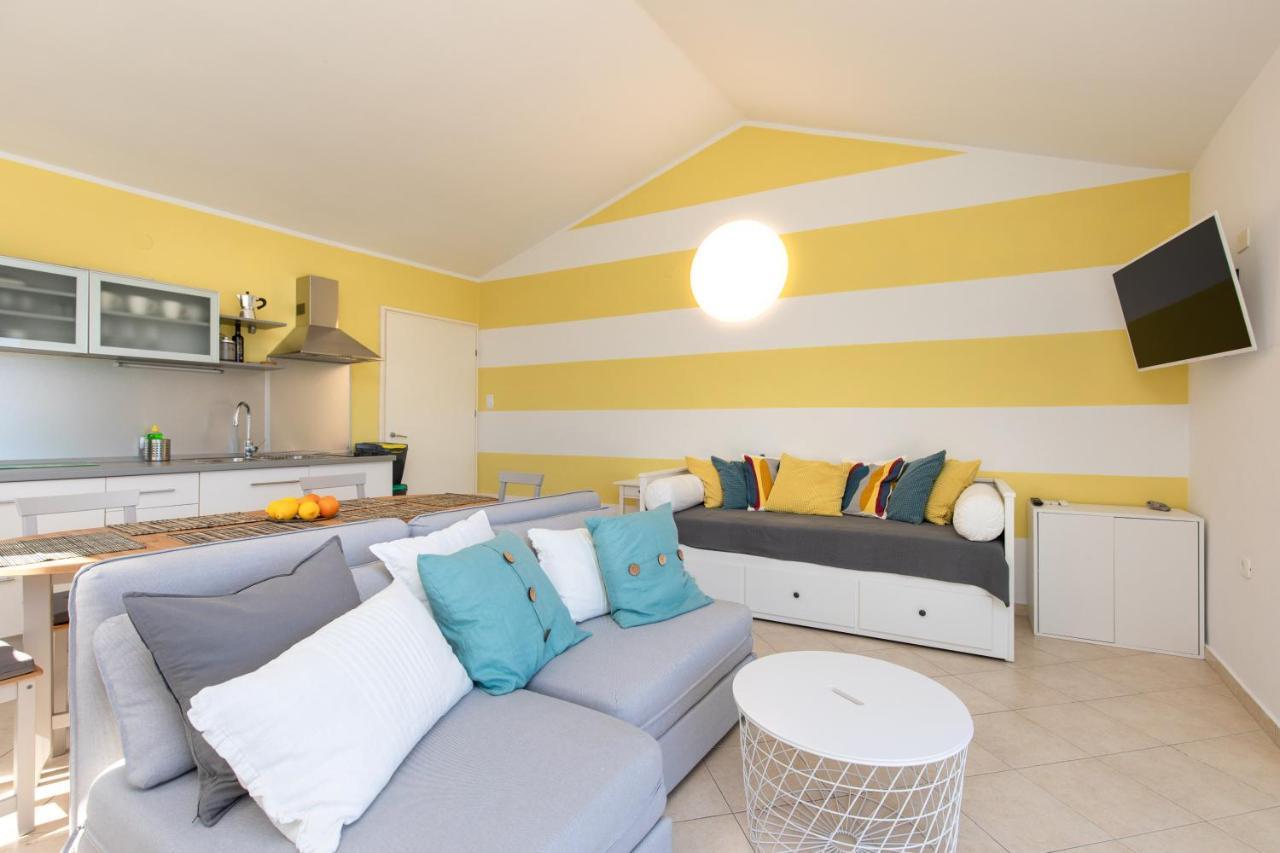 Apartment Portapisana Just 50M From The Beach كرك المظهر الخارجي الصورة
