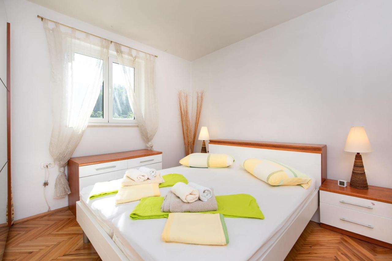 Apartment Portapisana Just 50M From The Beach كرك المظهر الخارجي الصورة